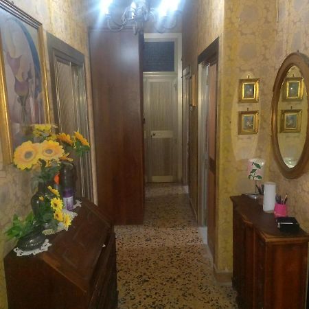 Il Nido Di Mamma E Babbo Apartment Civitavecchia Ngoại thất bức ảnh